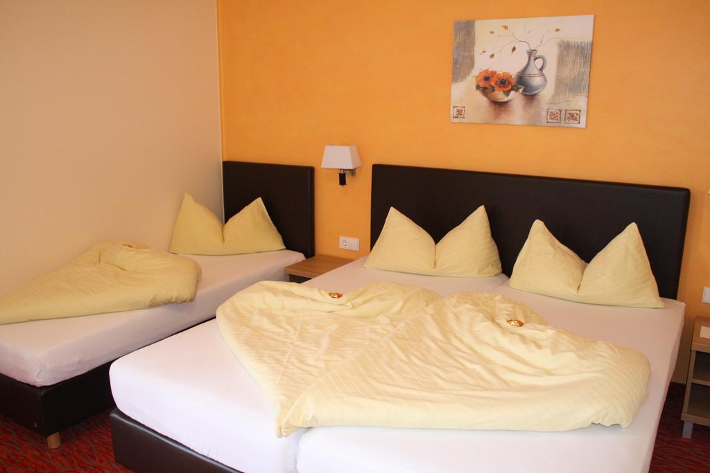 Vitalhotel Sonnblick Villach Oda fotoğraf